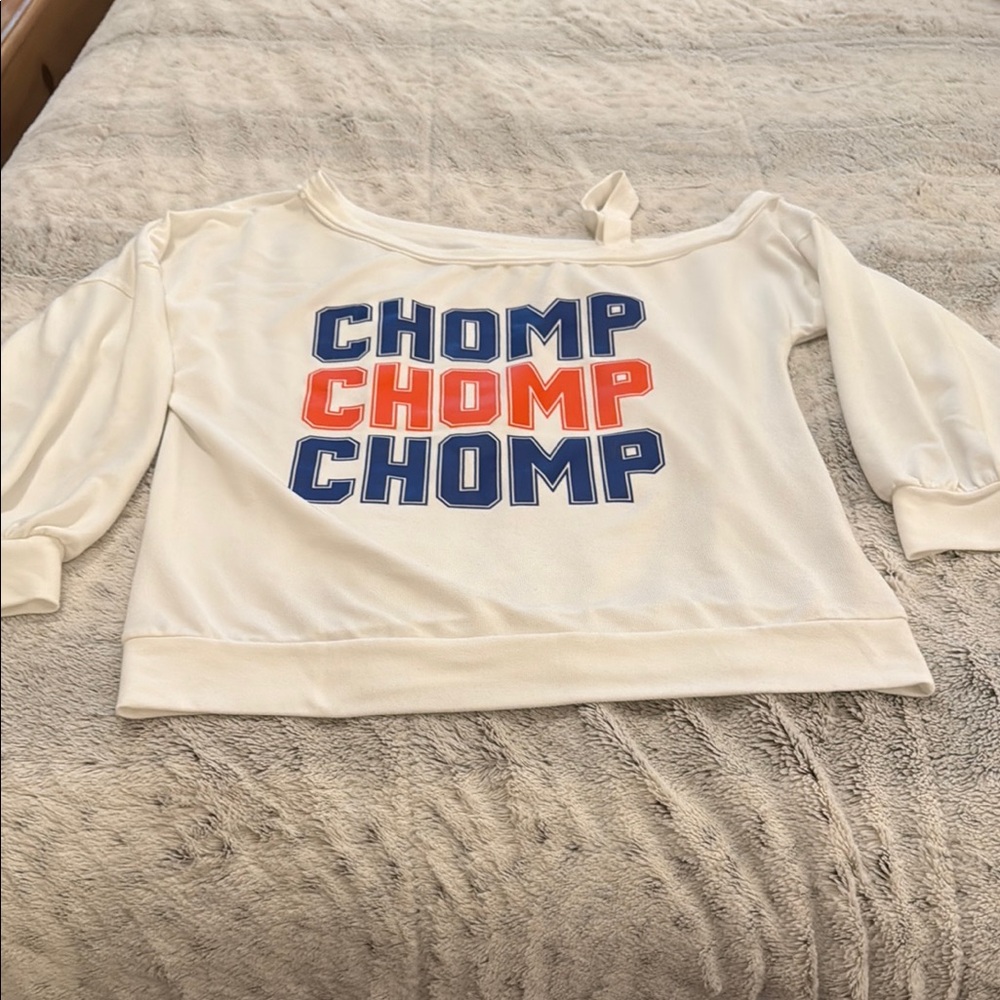 White University of Florida Gators Game Day off the Shoulder Shirt Size Medium